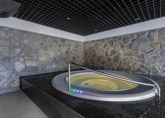 Park A11- Z Dostepem Do Basenu, Sauny, Jacuzzi, Silowni Appartement